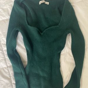 ABERCROMBIE SWEETHEART NECK SWEATER BODYSUIT IN FOREST GREEN SIZE S